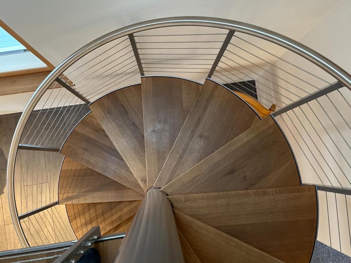 Gaestehaus Myhideaway Reichenbach im Kandertal Екстериор снимка